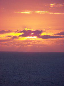 Ermita de Virxe do Porto y faro de Frouxeira. Valdoviño 20 Puesta de sol desde Frouxeira