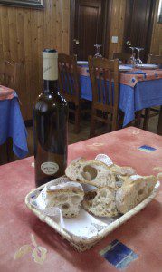 Vino Consejo y pan