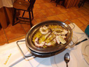 Pulpo a la Brasa Asador do museo.
