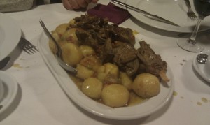 Parrillada Agarimo. Curtis. A Coruña. 2 Asado a base de caza