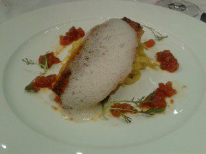 Artabria. A Coruña. 9 Salmonete con epsuma de anchoa