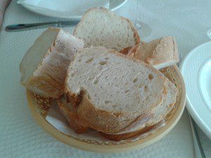Restaurante Moneda, O Cádavo, Baleira. Lugo. 11 Pan Restaurante Moneda